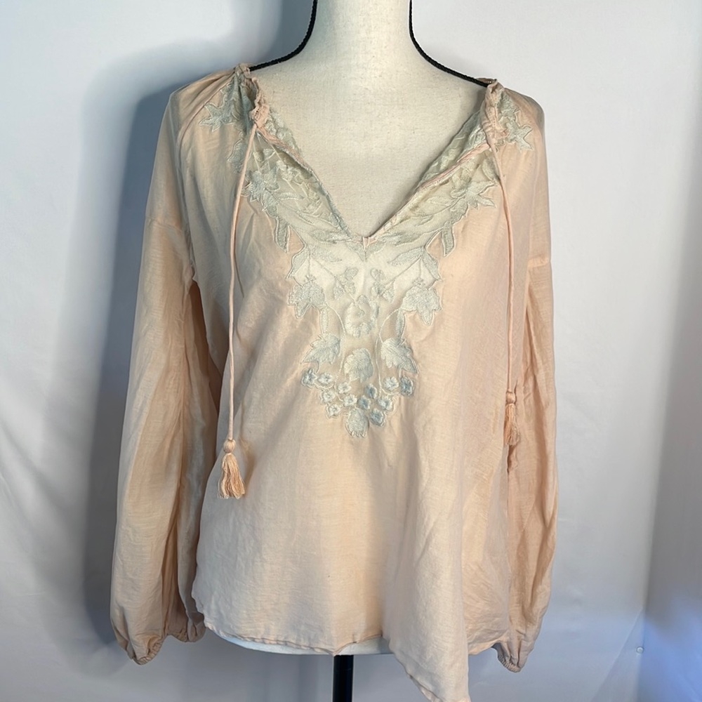Free people top peach boho long sleeve blouse size xsmall open v neck